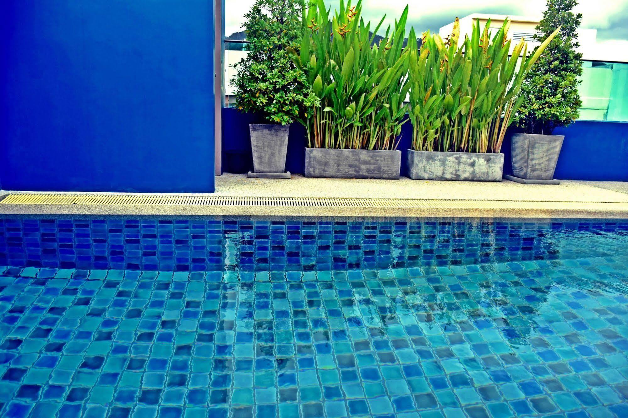 Ocean And Ole Patong Hotel Extérieur photo